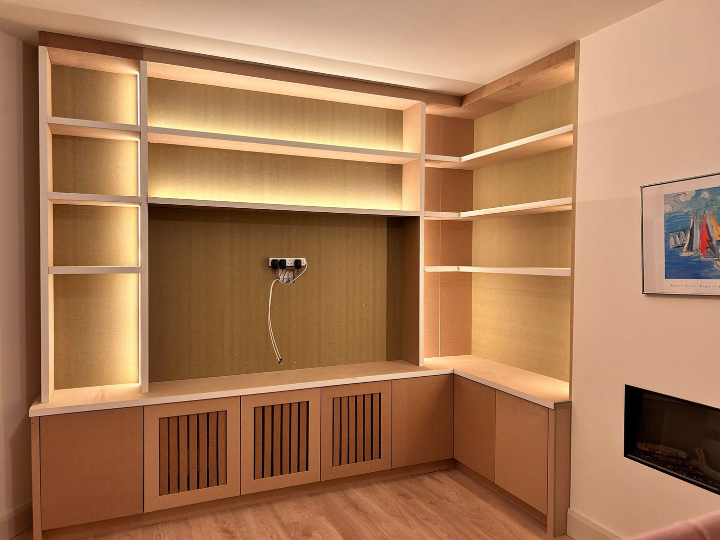 Pine Media Unit